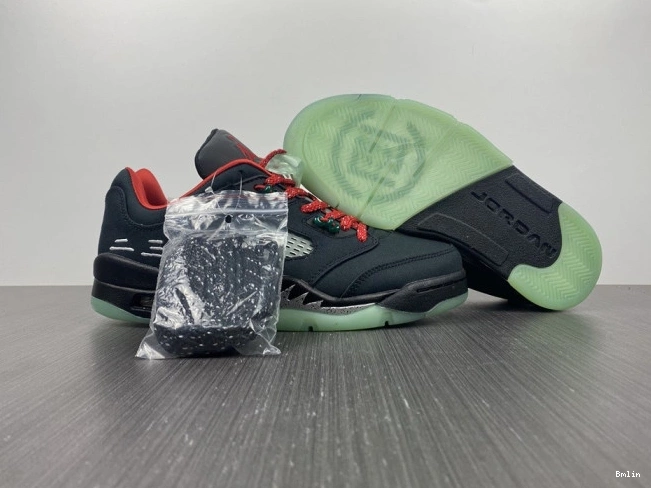 Bmlin 5 Jordan Anthracite Air Retro DM4640-036 0821